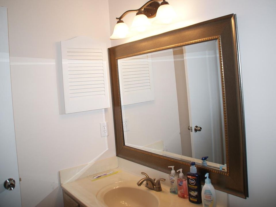 Downstairs Bathroom
