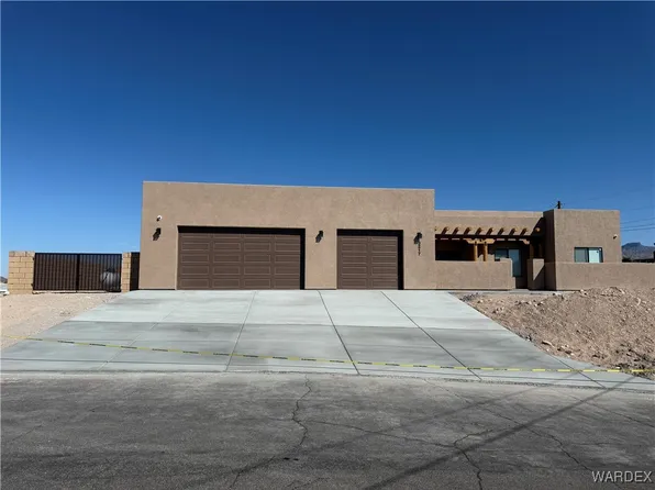 3217 Sycamore Pl, Bullhead City, AZ 86429