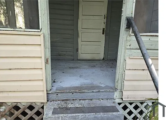 3 bed, $1,500 — Photo 2