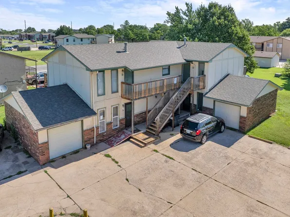 122 N Brunswick St, Wichita, KS 67212