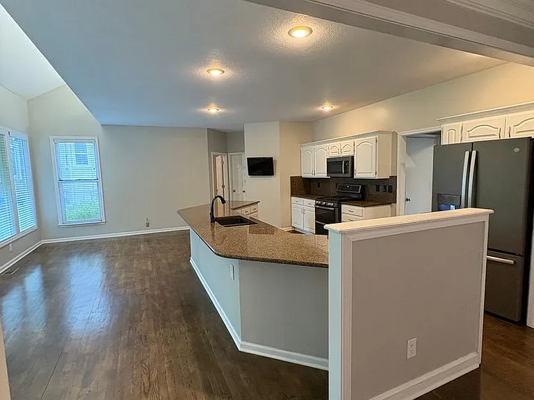 13172 Kessler St — Photo 11