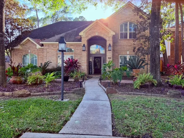 12907 Lake Mist Dr, Cypress, TX 77429