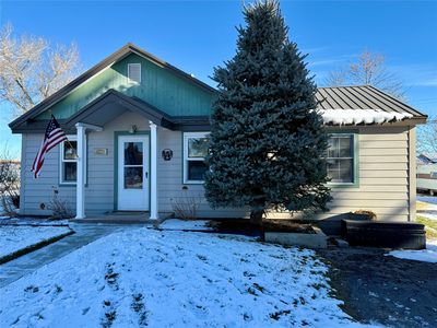 227 5th Ave NE, Choteau, MT, 59422