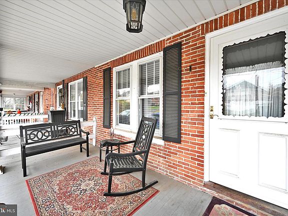 5th image of 341 W Donegal St