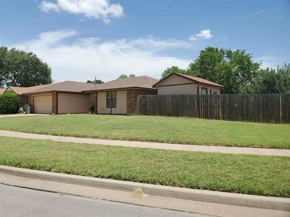 1st image of 5503 NW Wilfred Dr