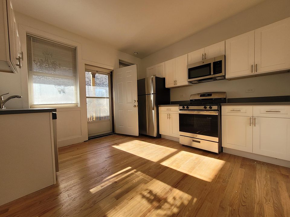 1st image of 5538 N Winthrop Ave