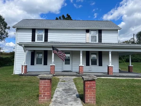 239 Boxwood St, Glade Spring, VA 24340
