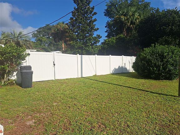 4th image of 3755 SE 139TH STREET
