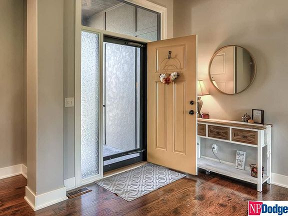 3rd image of 10320 Spyglass Dr
