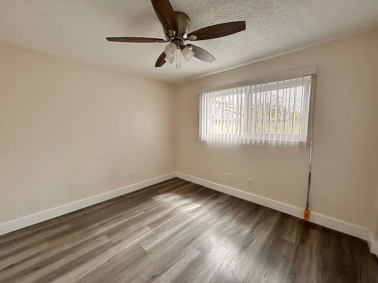6128 Gotham St — Photo 7
