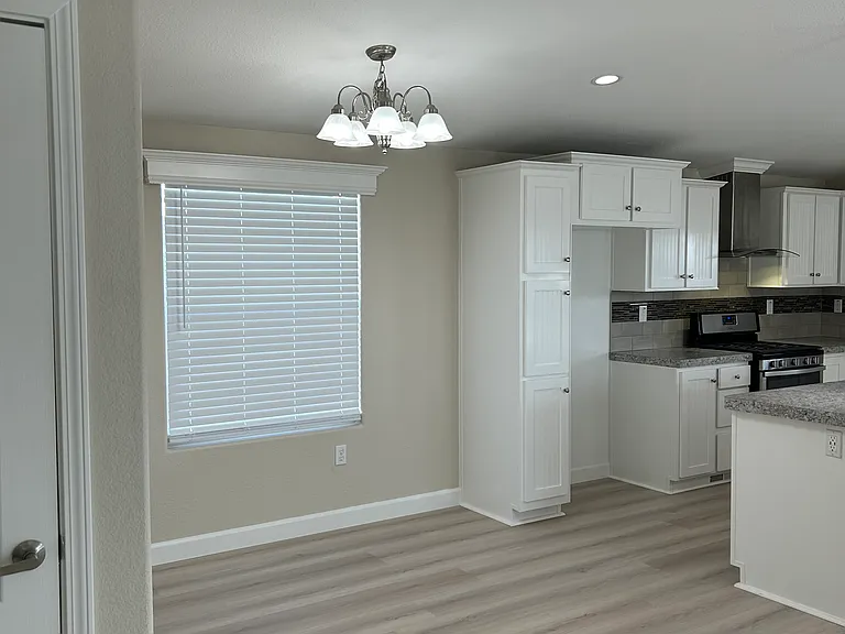 Palm Lodge Estates — Photo 123