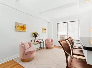 60 W 68th St APT 3E, Manhattan, NY 10023