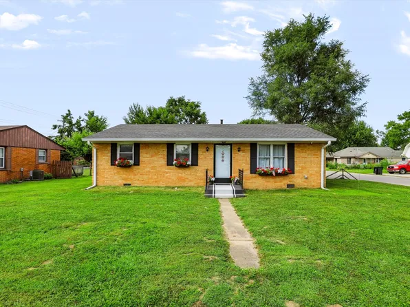 890 E Gray St, Martinsville, IN 46151