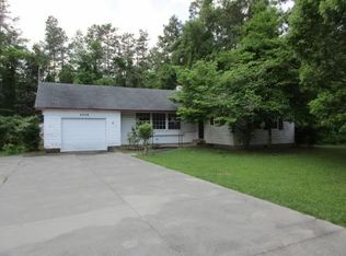 4006 Byrnes Dr, Saint Stephen, SC 29479