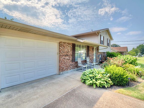 4th image of 10034 Indian Hill Dr