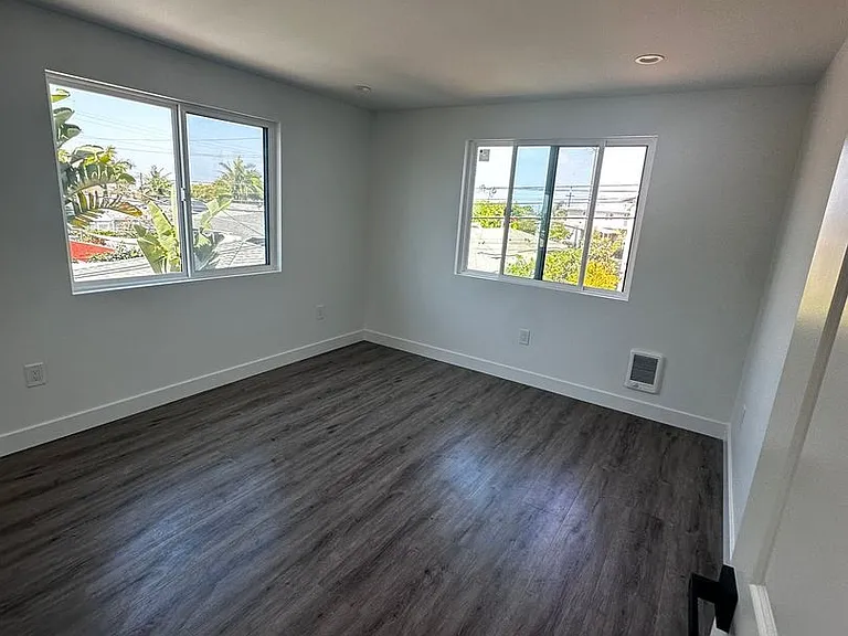 611 Silver Strand Blvd — Photo 47