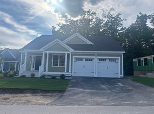 58 Cliffside Dr #46, Auburn, NH 03032