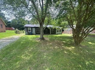 522 Osborne Rd, Winston Salem, NC 27103