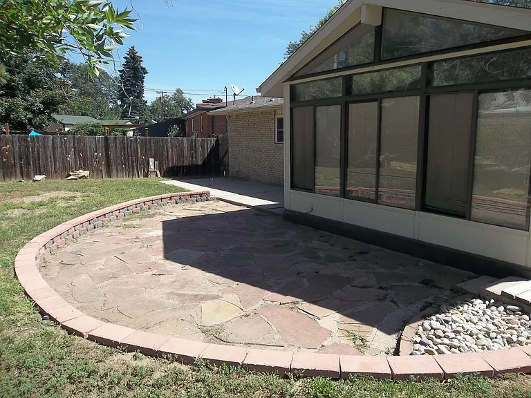 4315 N Harrison Ave — Photo 6