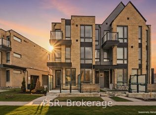 8 Turtle Island Rd, Toronto, ON M6A0G2