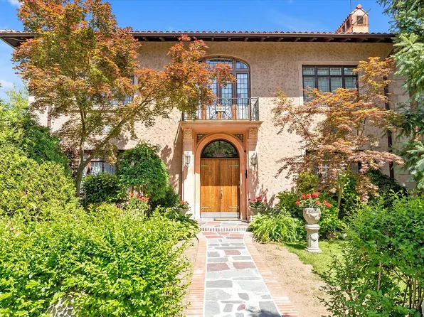 240-01 Knollwood Ave, Flushing, NY 11363