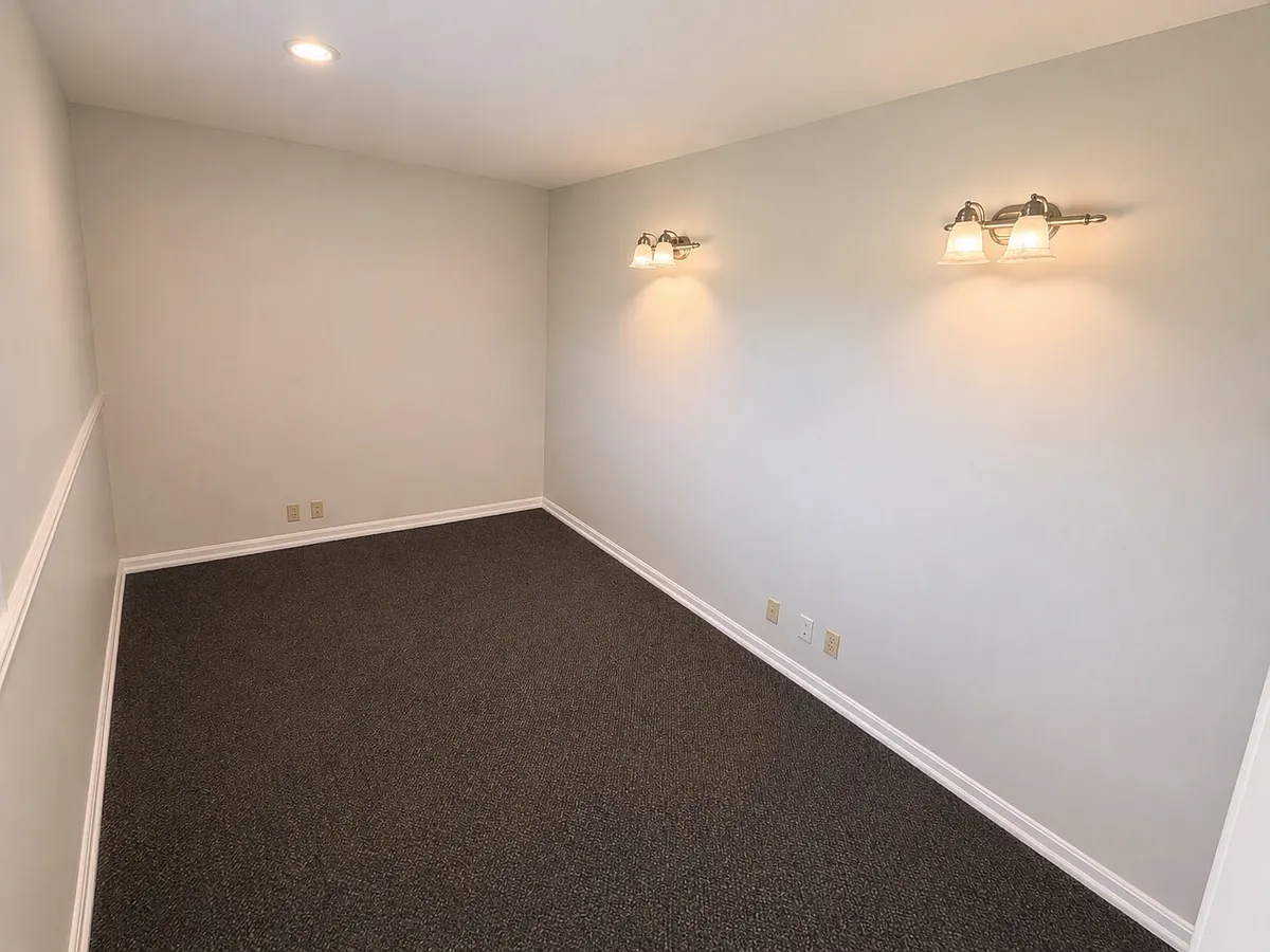 Building Photo - 508 Farrell Dr #1