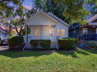 1063 Mayflower Ave, Lincoln Park, MI 48146