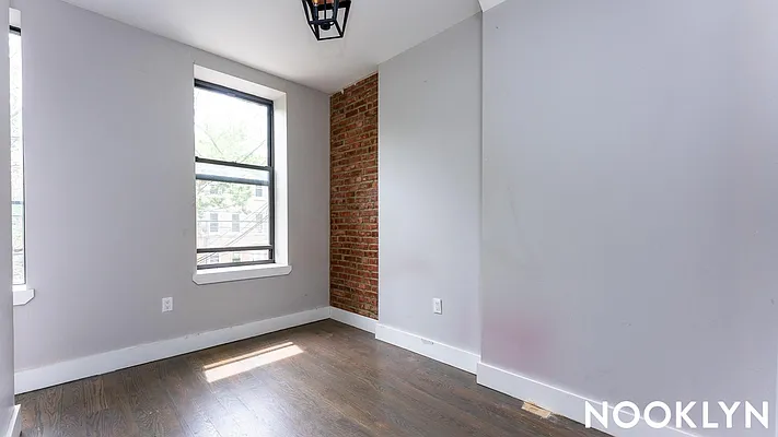 Rented by Nooklyn NYC LLC | media 18
