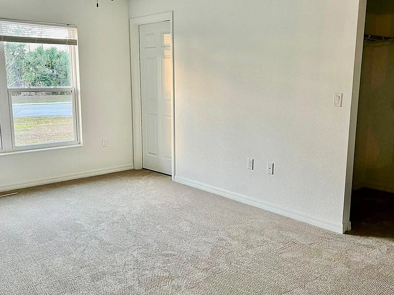 2 Sebastian Ct — Photo 9