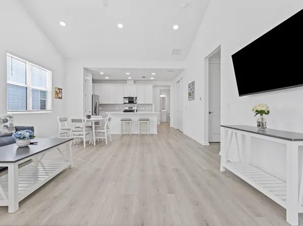 8705 Pencil Thin Ave, Panama City Beach, FL 32413