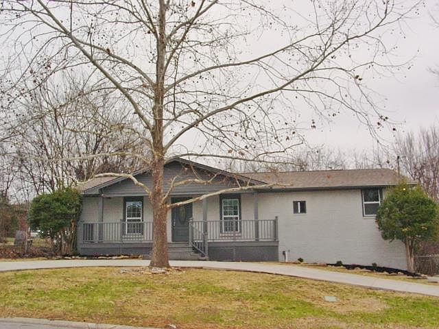 1st image of 2933 Edge Moor Dr