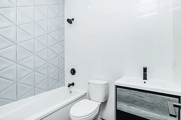 Rented by Nooklyn NYC LLC | media 26