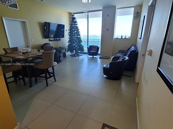 4th image of 7901 N Hispanola Ave #1003