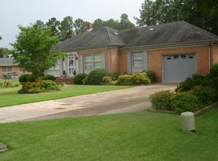 102 Beechwood Dr, Roanoke Rapids, NC 27870