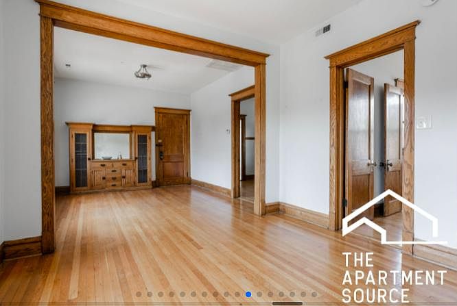 1st image of 3018 W Schubert Ave #1S