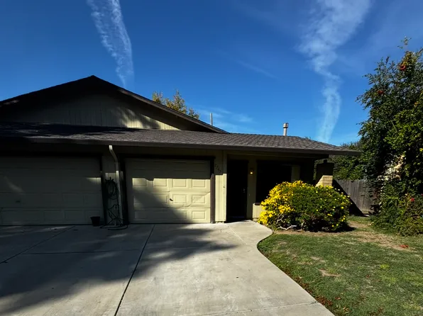 2745 Canyon Creek Dr, Stockton, CA 95207