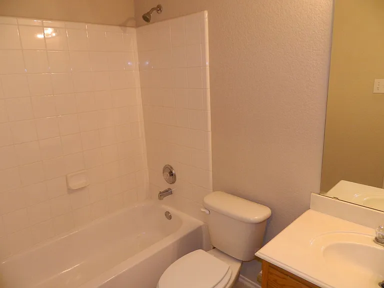 108 Pagoda Dr — Photo 7