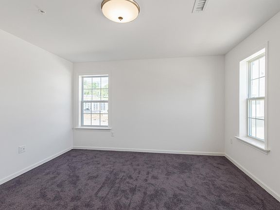 Ground level bonus room/office
