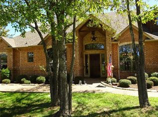 229 Austin Creek Ct, Fort Worth, TX 76140