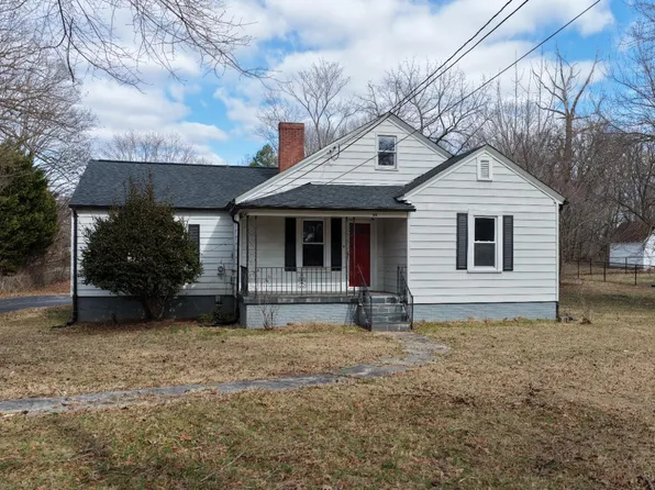 108 Parkway Dr, Danville, VA 24541