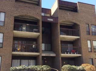 11220 Chestnut Grove Sq APT 321, Reston, VA 20190