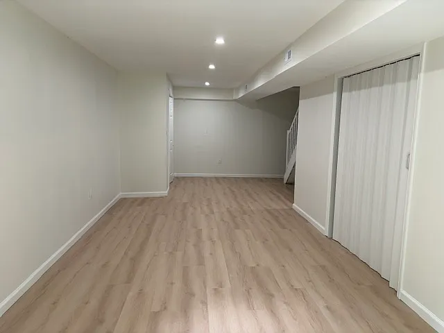 1247 Chateau Dr — Photo 15