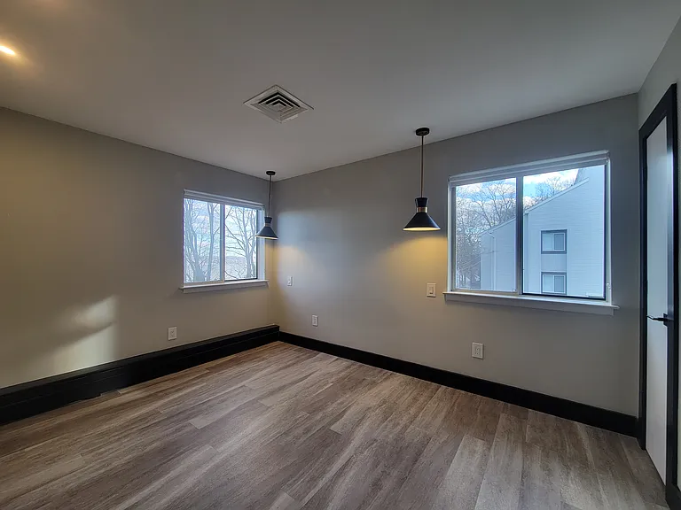 8-12 South Blvd #202 — Photo 6