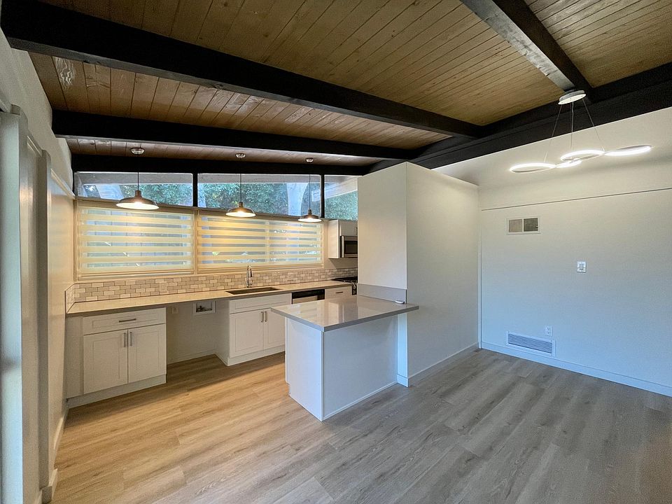 1st image of 11041 Missouri Ave #2