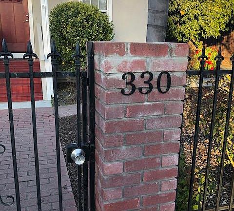 4th image of 330 N 19th St