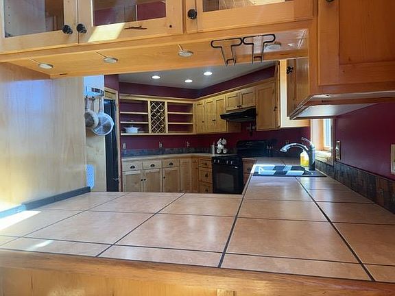 3rd image of 1729 Quail Ln NE