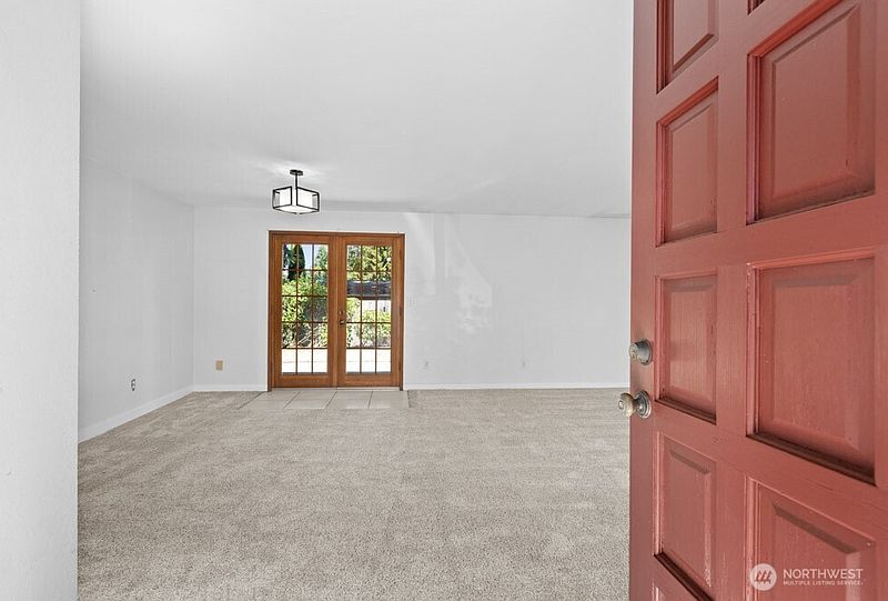 3rd image of 33554 36th Avenue SW