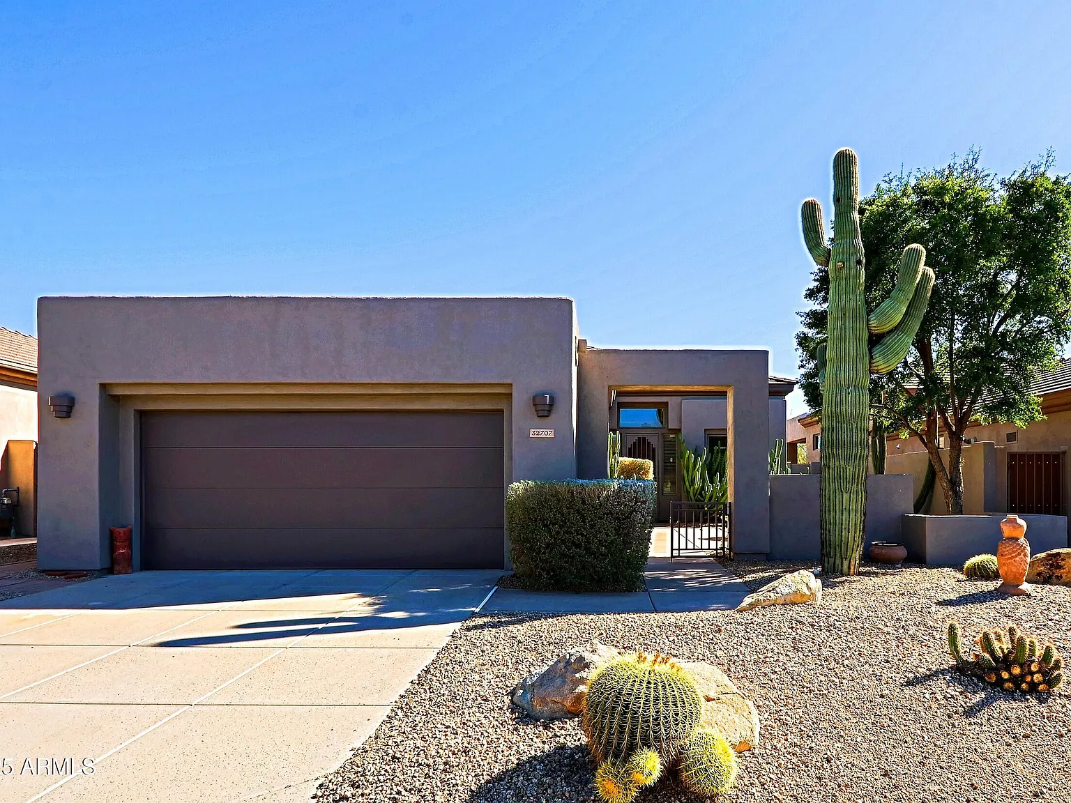 2 bed, 2.0 bath, 1628 sqft, $3,000 — Photo 1