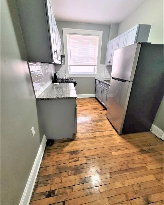 1st image of 207-209 S Harrison St #34