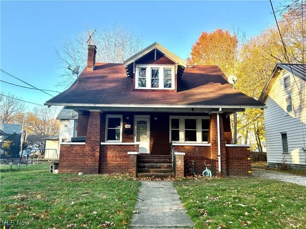 89 W York St, Akron, OH 44310